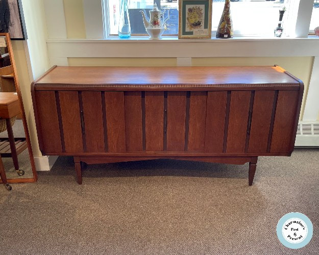 BEAUTIFUL MID-CENTURY MODERN WALNUT SIDEBOARD WITH DRAWERS AND CUPBOARDS...$699.00